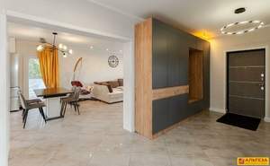 Дом 171м&sup2;, 2-этажный, участок 8 сот.  