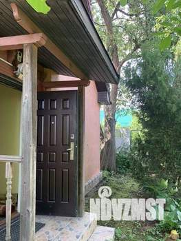 Дом 80м&sup2;, 1-этажный, участок 8 сот.  