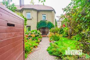 Дом 461м&sup2;, 3-этажный, участок 8 сот.  