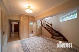 Таунхаус 216м&sup2;, 3-этажный, участок 4 сот.  