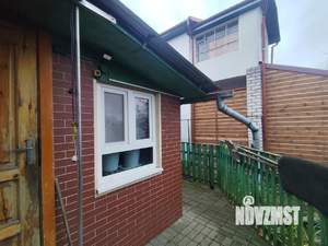 Дом 68м&sup2;, 2-этажный, участок 6 сот.  