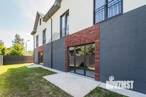 Таунхаус 153м², 2-этажный, участок 2 сот.  