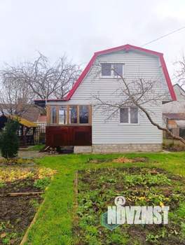 Дом 40м&sup2;, 2-этажный, участок 7 сот.  