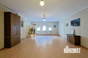 Дом 461м&sup2;, 3-этажный, участок 6 сот.  