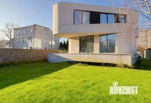 Дом 608м&sup2;, 3-этажный, участок 12 сот.  