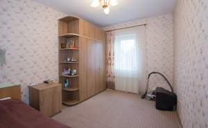 Дом 299м&sup2;, 3-этажный, участок 6 сот.  