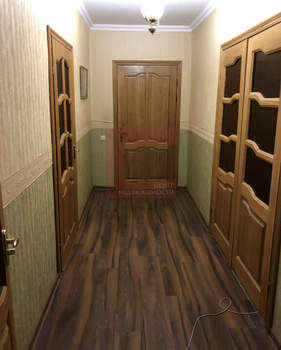 Дом 343м&sup2;, 3-этажный, участок 7 сот.  