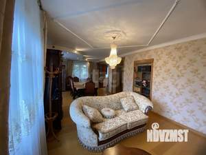 Дом 160м&sup2;, 2-этажный, участок 6 сот.  