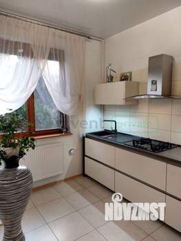 Таунхаус 160м&sup2;, 3-этажный, участок 2 сот.  