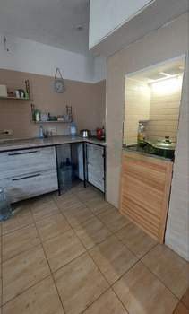 Дом 70м&sup2;, 2-этажный, участок 4 сот.  