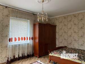 Дом 334м², 3-этажный, участок 6 сот.  