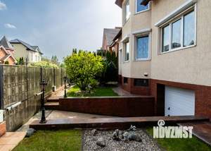 Дом 307м&sup2;, 3-этажный, участок 6 сот.  