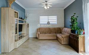 Дом 184м&sup2;, 2-этажный, участок 9 сот.  