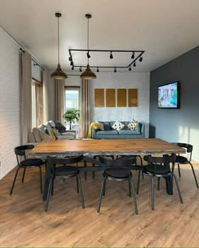 Дом 212м&sup2;, 2-этажный, участок 6 сот.  