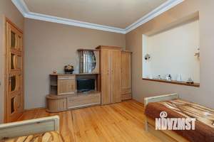 Дом 348м&sup2;, 3-этажный, участок 6 сот.  