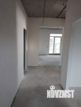 Дом 175м&sup2;, 2-этажный, участок 4 сот.  