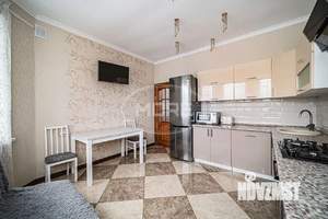 Дом 286м², 2-этажный, участок 6 сот.  