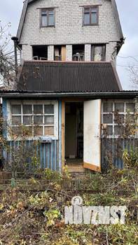 Дом 40м&sup2;, 2-этажный, участок 5 сот.  