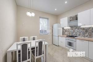 Дом 115м², 2-этажный, участок 3 сот.  