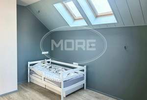 Дом 160м&sup2;, 2-этажный, участок 4 сот.  