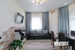 Дом 240м², 3-этажный, участок 5 сот.  