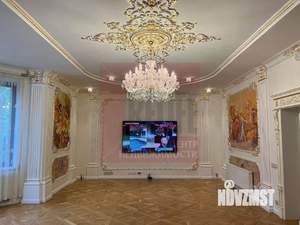 Дом 507м&sup2;, 3-этажный, участок 7 сот.  