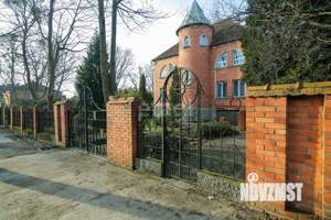 Дом 419м², 3-этажный, участок 17 сот.  