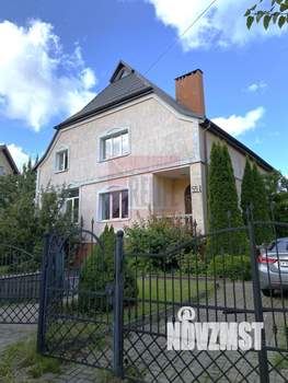 Дом 343м&sup2;, 3-этажный, участок 7 сот.  