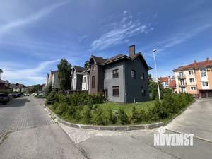 Таунхаус 260м&sup2;, 3-этажный, участок 3 сот.  