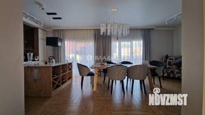 Таунхаус 200м², 3-этажный, участок 2 сот.  