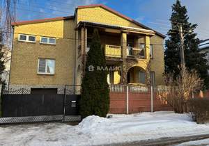 Дом 347м&sup2;, 2-этажный, участок 10 сот.  