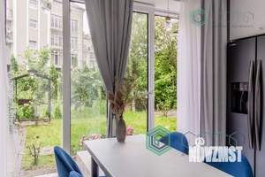 Таунхаус 190м², 3-этажный, участок 2 сот.  