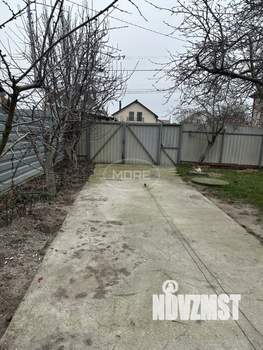 Дом 40м&sup2;, 2-этажный, участок 7 сот.  