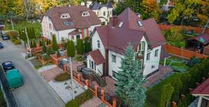 Дом 224м&sup2;, 3-этажный, участок 7 сот.  