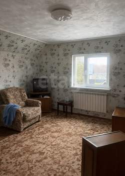 Дом 150м&sup2;, 3-этажный, участок 7 сот.  