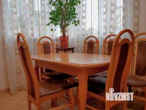 Дом 250м&sup2;, 3-этажный, участок 16 сот.  