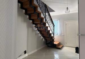 Дом 140м&sup2;, 2-этажный, участок 4 сот.  