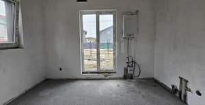 Дом 109м&sup2;, 2-этажный, участок 3 сот.  