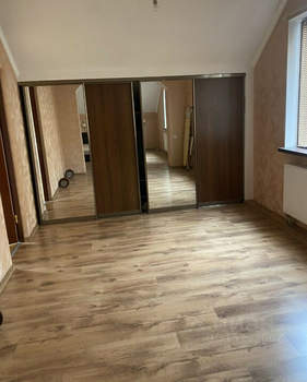 Дом 217м&sup2;, 2-этажный, участок 4 сот.  