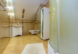 Дом 280м², 2-этажный, участок 10 сот.  