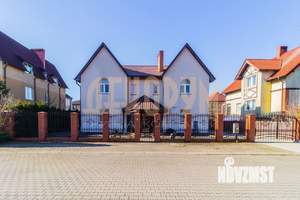 Дом 230м², 2-этажный, участок 6 сот.  