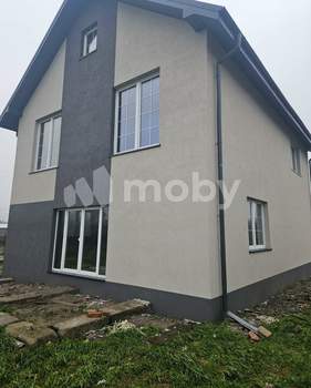 Дом 200м&sup2;, 3-этажный, участок 0 сот.  