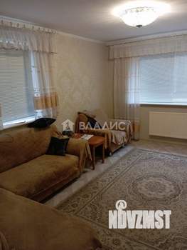 Дом 140м², 2-этажный, участок 6 сот.  