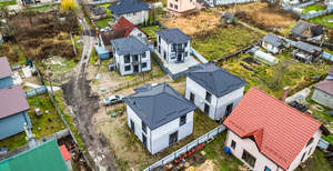 Дом 131м&sup2;, 2-этажный, участок 3 сот.  