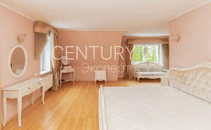 Дом 316м&sup2;, 2-этажный, участок 11 сот.  