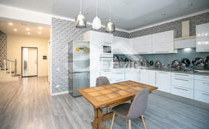 Дом 161м², 2-этажный, участок 4 сот.  