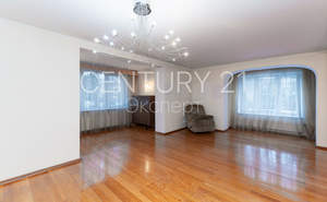 Дом 316м², 3-этажный, участок 11 сот.  