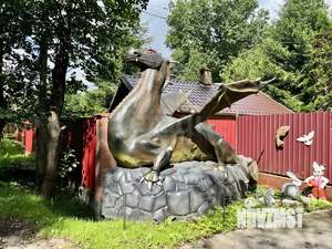 Дом 262м², 2-этажный, участок 20 сот.  