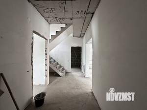 Дом 120м&sup2;, 2-этажный, участок 5 сот.  