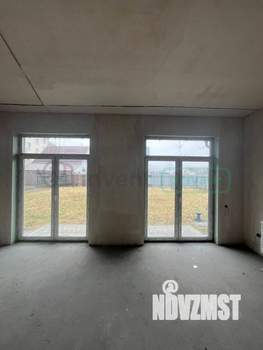 Таунхаус 228м², 3-этажный, участок 4 сот.  